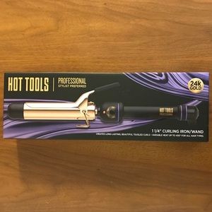 Hot Tools 1 1/4” Curling Iron